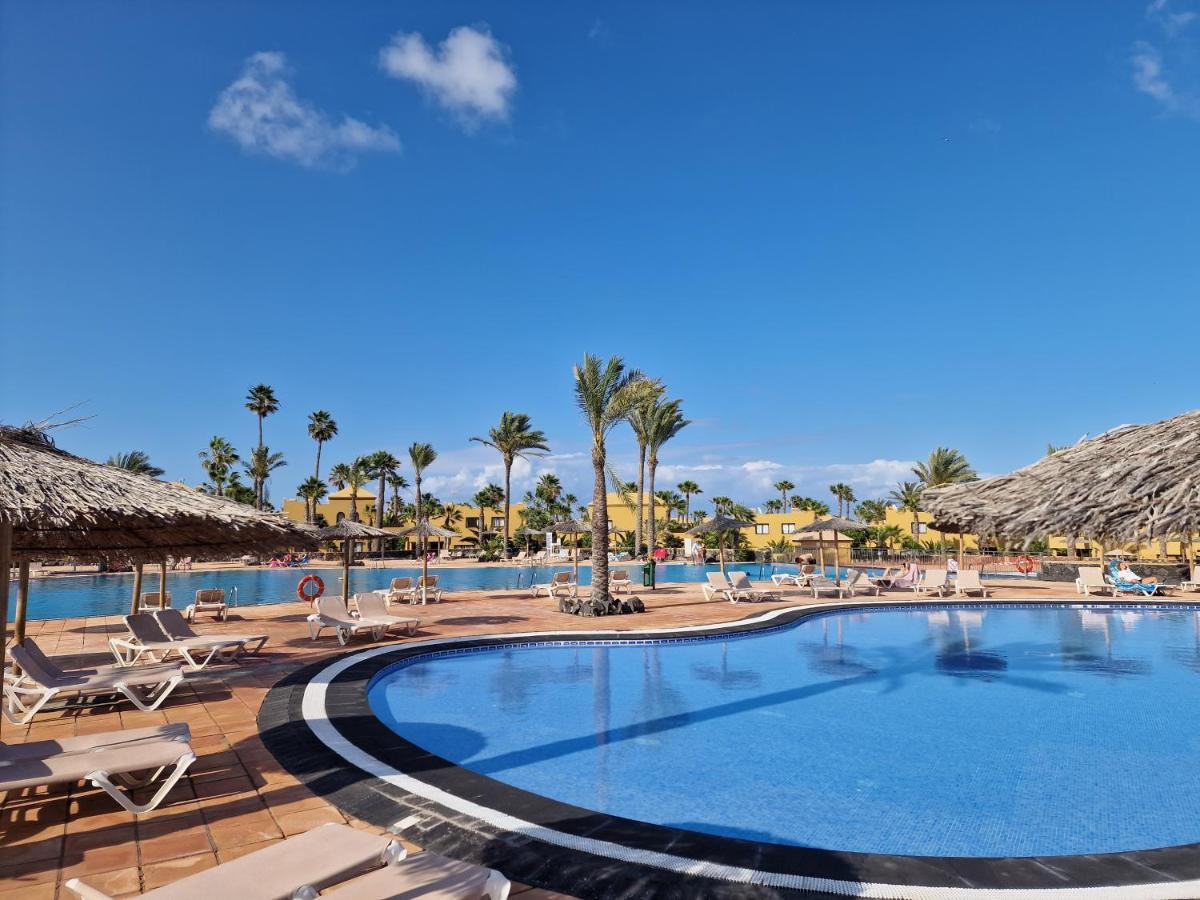 Casa Mari Y Jose Con Grandes Piscinas Y Wifi Gratis Corralejo Exterior foto