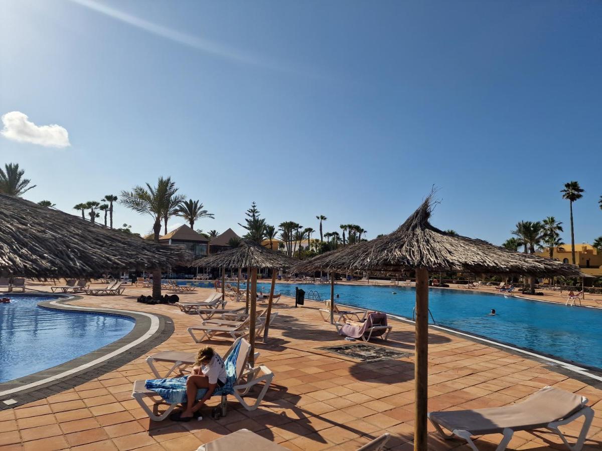 Casa Mari Y Jose Con Grandes Piscinas Y Wifi Gratis Corralejo Exterior foto